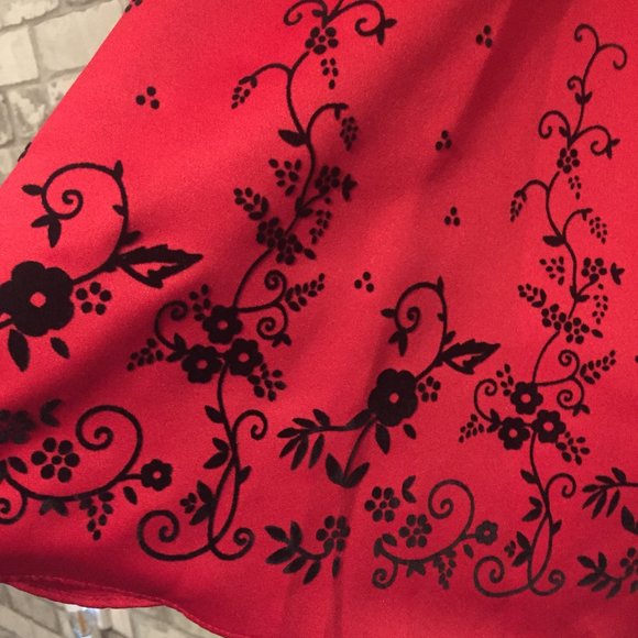 Girl's Festive Holiday Dress Size 7 - Picture 3 of 6